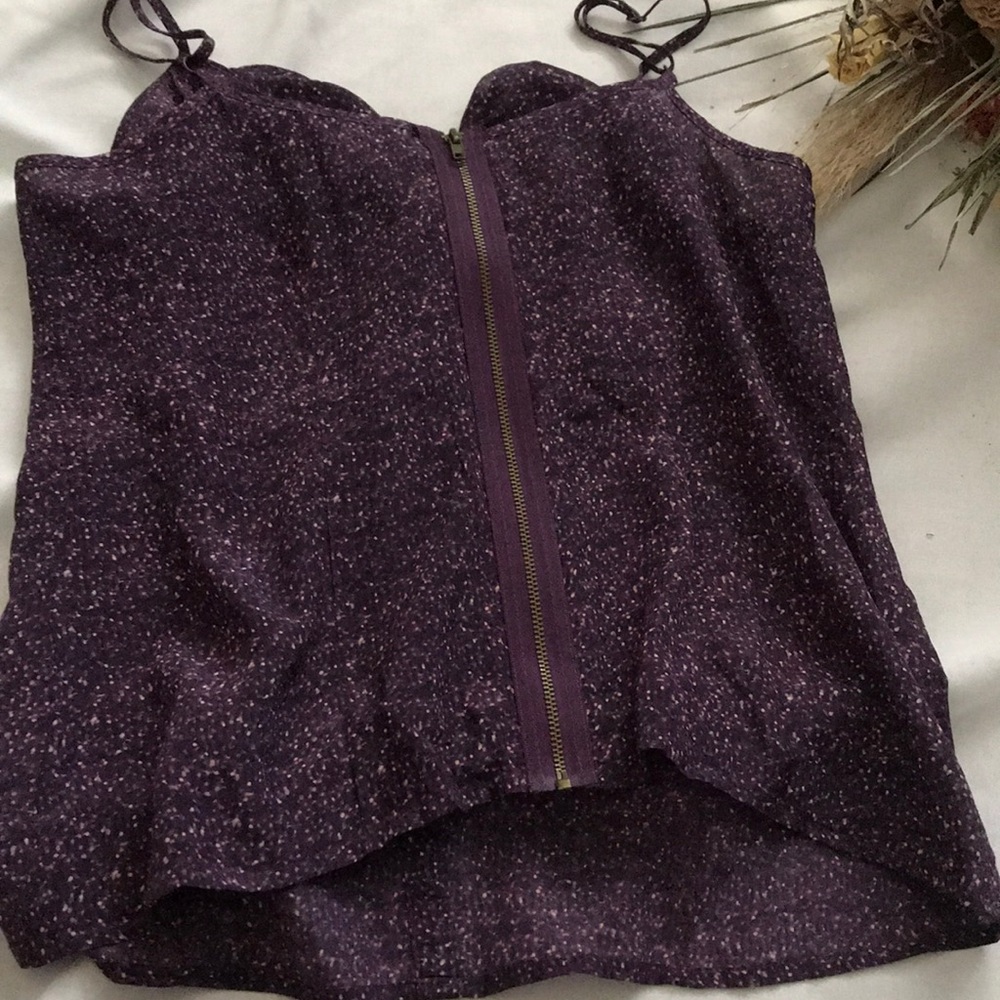 Silence + Noise Ruffle Front Silk Top - Picture 5 of 5